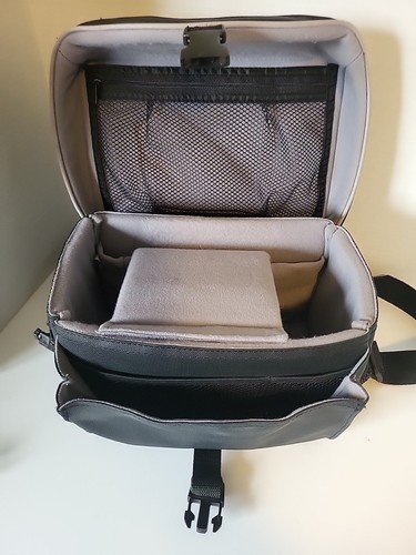 Panasonic PV-L550D VHSC Palmcorder Tested W/Charger and Samsonote Shoulder Bag - Picture 20 of 23
