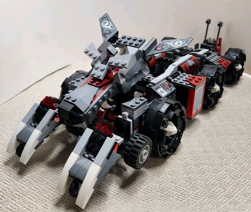 LEGO LEGENDS OF CHIMA: Worriz's Combat Lair (70009) 99% w/ Minifigures and Books - Bild 2 von 12