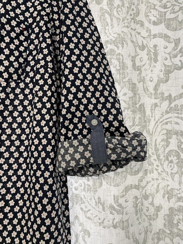 Tommy Hilfiger 100% Cotton Floral Roll Tab Sleeve Button Up Shirt Navy White 1X - Picture 5 of 9