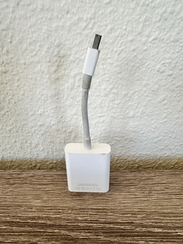 Apple USB-C to VGA Adapter - Model A1307 - Genuine Apple Product - Picture 2 of 3