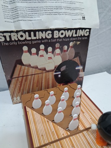 Vintage Tomy Strolling Bowling Game Game Board Manual Bowling Ball Does Not Work - Imagen 4 de 6