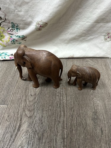 2 x Wooden Hand Carved Elephant Figures - 10.5 & 15.5cm - Picture 7 of 12