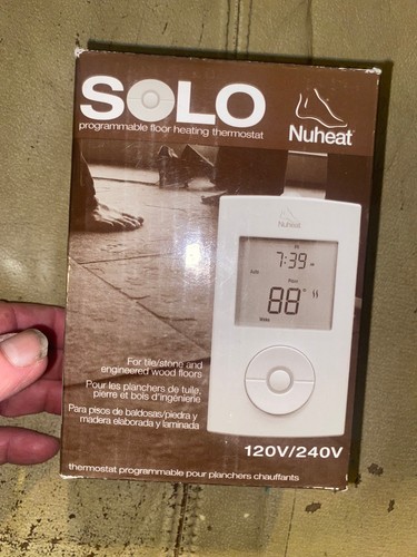 SOLS Nuheat, Programmable Floor Heating Thermostat. - Picture 2 of 3