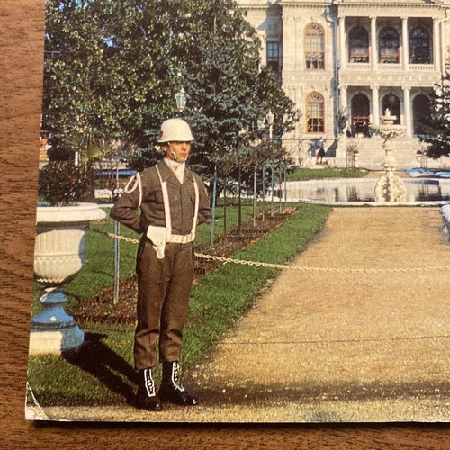 Vintage Dolmabahçe Palace Istanbul Turkey Guard Soldier Postcard P9k4 - Picture 4 of 8