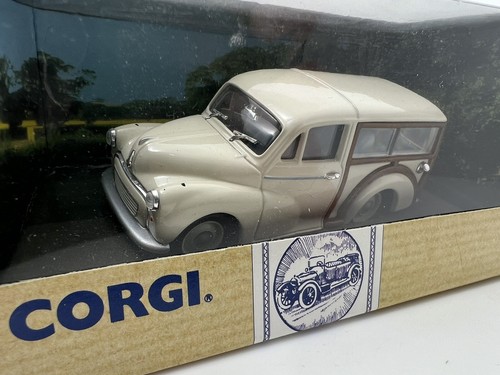 96874 Morris Minor Traveler Corgi Toys