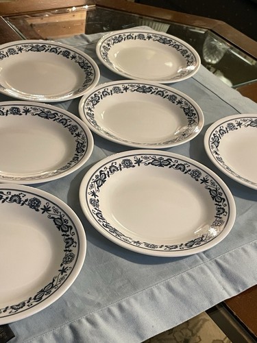 Corelle Old Town / Blue Onion - 8 Bread / Dessert Plates- 6 3/4” - Picture 9 of 13