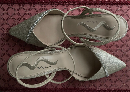 Nina "Beckie" Special Occasion Shoes Size 9 (Gold) - Picture 3 of 9