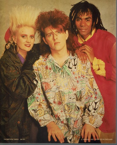 Foto vintage de gemelos Thompson - Imagen 2 de 2