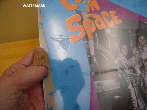 Lost In Space Calendars RARE 1998 (w/Standee) & 1999 SEALED/BRAND NEW!! - Picture 12 of 12