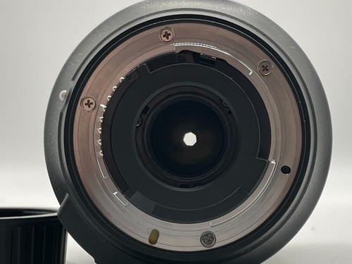 NIKON NIKKOR AF-S 18-300mm 1:3.5-6.3 G ED DX VR LENS - AFS 18-300 mm - Bild 5 von 8