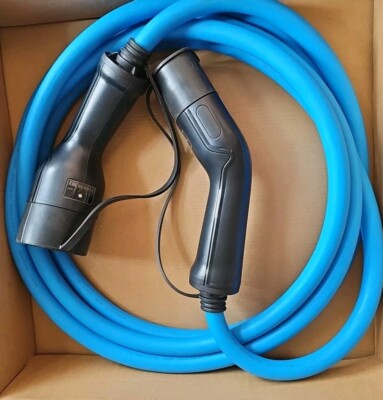 1x  AIC Ladekabel Mode 3, Typ 2, 32A, 22kW, 5m, Phasen 3, IP 55
