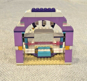 41004 LEGO Friends Rehearsal Stage, 100% Complete w/Minifig and Manual, Retired