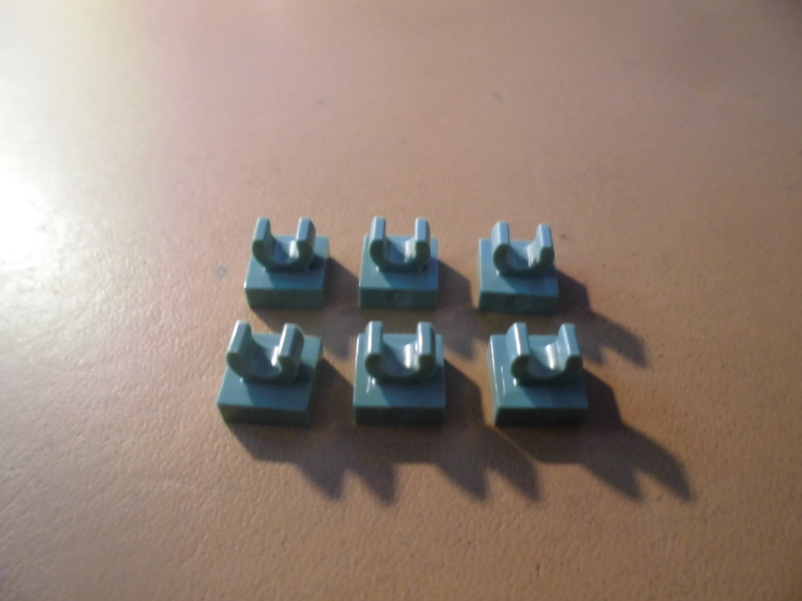 Bild 1 von 2