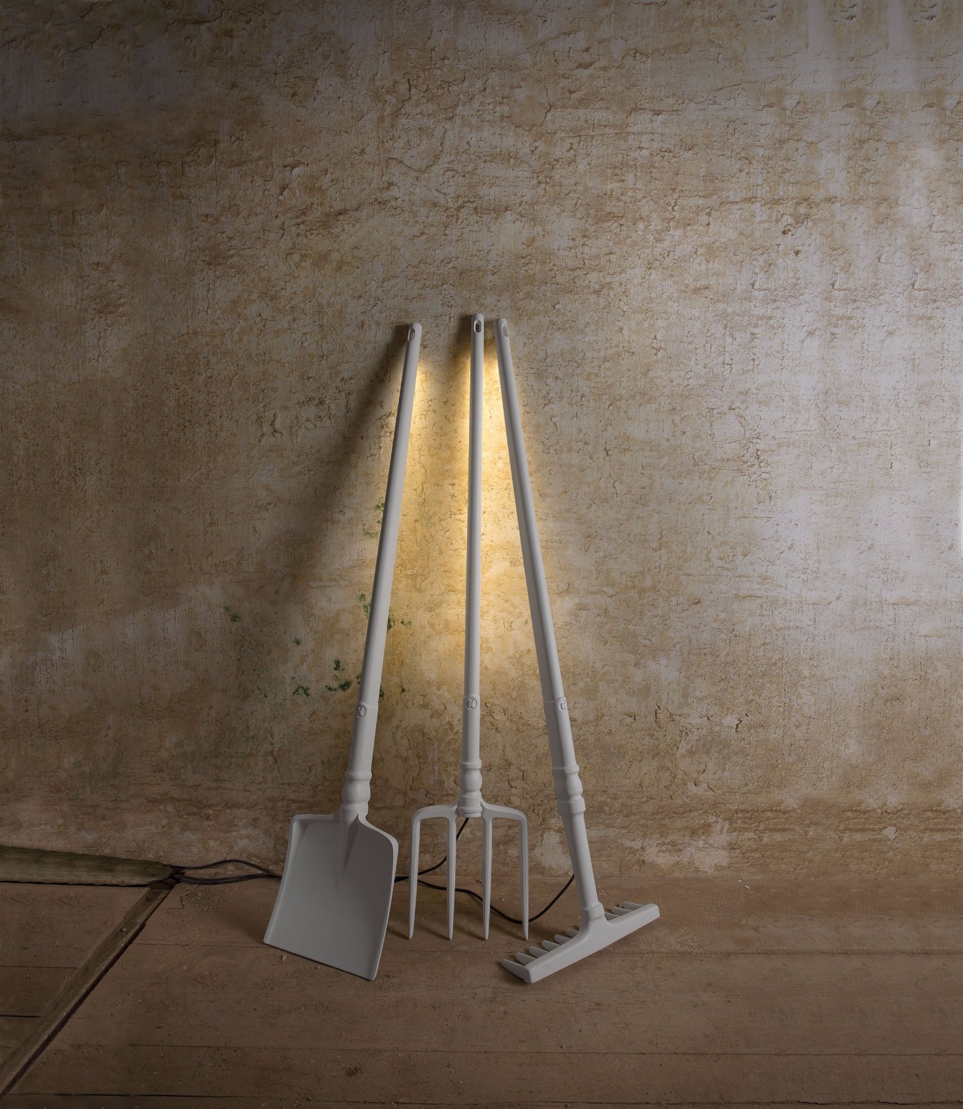 IT-Karman - - - TOBIA + accessori (piedistallo gancio) - outdoor - HP145 2P EXT abd731 IT-Karman - - - TOBIA + accessori (piedistallo gancio) - outdoor - HP145 2P EXT abd731