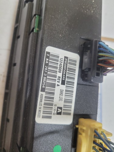 04-06 Chrysler Pacifica Temperature Climate Control Temp Heater A/C 05005064 - Picture 4 of 4