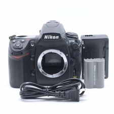 Nikon D700 12.1MP Digital SLR Camera Body w/ Battery & Charger