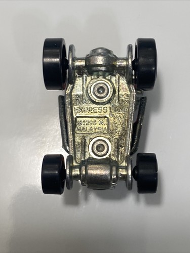 ** Hot Wheels 1998 First Editions Express Lane ~ Collector #678 MINT ** - Picture 8 of 8