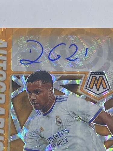 2021-22 Panini Mosaic La Liga RODRYGO #AM-R Naranja Fluorescente Prizm Automático/25 - Imagen 3 de 7