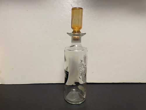 Old Fitzgerald Bourbon Whiskey Bottle with 4 Seasons Motif - Stitzel Weller - Picture 9 of 14
