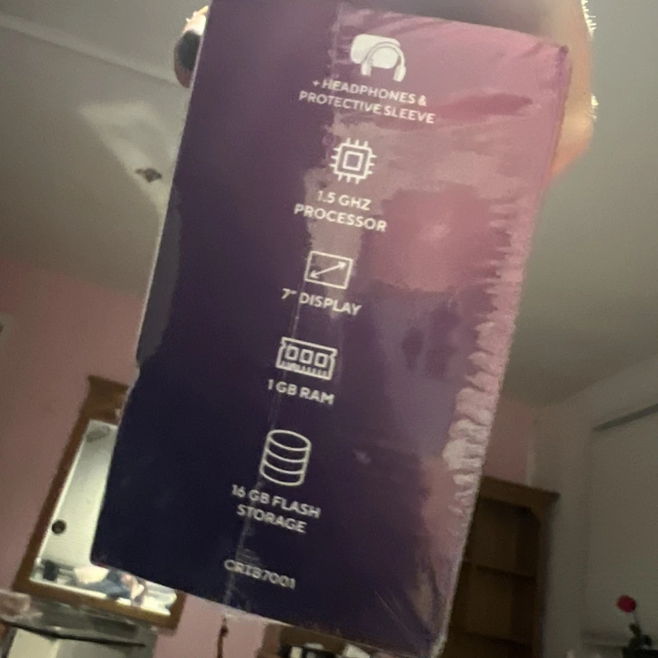 - CRTB7001 - 16GB - WiFi - 7inch Droid Tablet + Sleeve Headphones  unopen sealed - Image 4 of 4