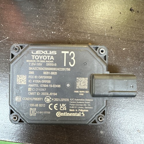 24 Lexus GX OEM Distance Sensor 882B1-30020 Used Like new Left Or Right Front - Picture 3 of 4