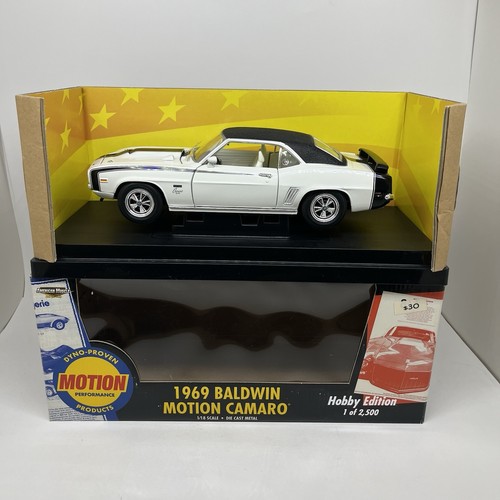 CAMARO SS BALDWIN MOTION WHITE 1969 CHEVROLET #36675 ERTL AMERICAN MUSCLE 1/18