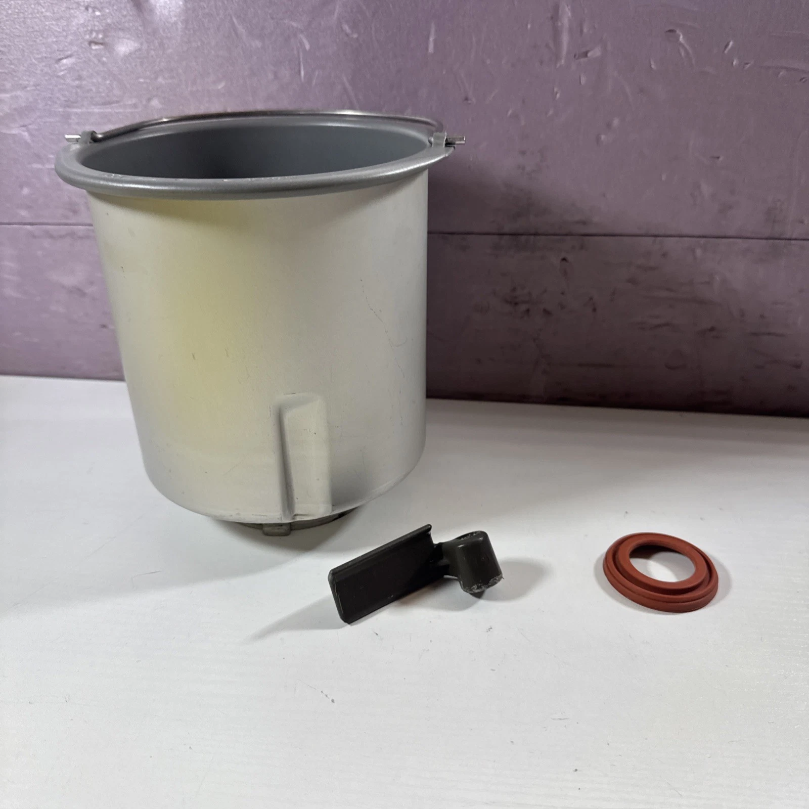 Welbilt Bread Machine ABM350-2 Gasket Seal Pan & Paddle
Opens in a new window or tab