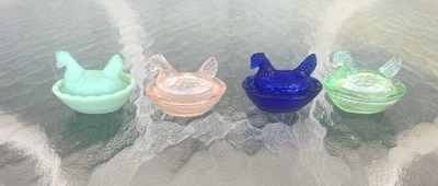 Four Piece Set Vintage Style Glass Mini Hen On Nest Covered Dishes. - Image 1 of 3