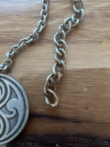 Seal of Gallifrey Rassilon Necklace Official DOCTOR WHO UK TV Series - Picture 4 of 10