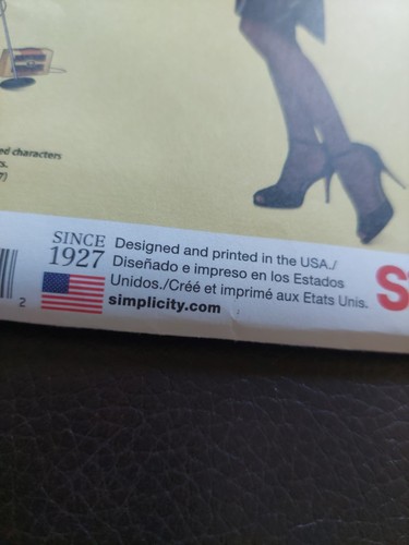 Simplicity DC Comics Bombshells BLACK CANARY Pattern 8431 Pinup Costume - Picture 3 of 11