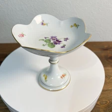 Vintage Meissen Porcelain Hand Painted  Pedestal Scalloped Dish Floral