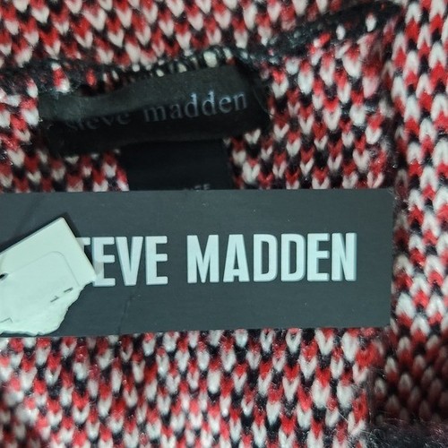 Steve Madden Red and Black Knit Infinity Scarf NWT One Size - Picture 6 of 6