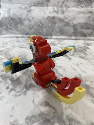 New LEGO CREATOR: Red Dragon (31145) Fish Parrot - Picture 5 of 8