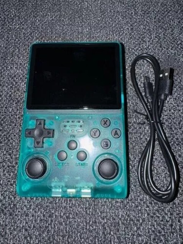 R36S Handheld Video Game Console 64GB, USB-C Charging Compact Gaming Console - Photo 3/3