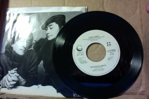 MINT- vinyl record The Beatles JOHN LENNON 1981 WOMAN 45 rpm & picture sleeve - Picture 6 of 8