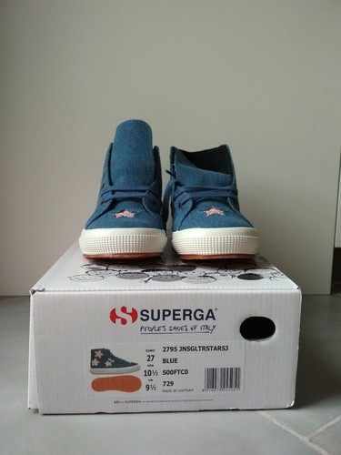 Sneakers Superga, Collezione Estate 2022 - Stileo.it