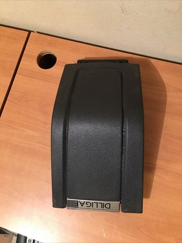 10 11 12 13 14 FORD MUSTANG Dilligaf CENTER CONSOLE LID ARMREST BLACK OEM - Picture 4 of 6