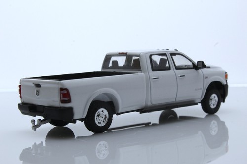 2021 Dodge Ram 2500 Tradesman Pickup Truck & Trash Can 1:64 Scale Diecast Model - Picture 3 of 11