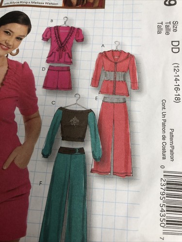 McCalls 5819 Mujer Chaqueta Prenda para el torso Pantalones Cortos Más Patrón 12-18 Nuevo Sin Cortar Sexy Divertido - Imagen 8 de 9