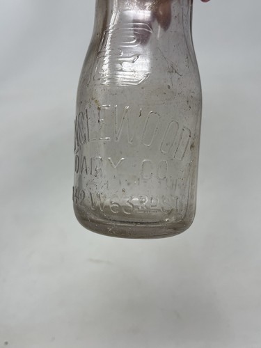 Vtg Dairy Milk Englewood Dairy Co. Bottle 1/2 Pt - Picture 3 of 7