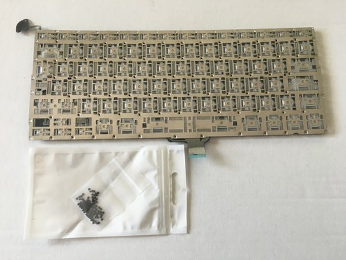 KEYBOARD W/SCREWS SET + TOOL (SPANISH) FOR MACBOOK PRO 13" A1278 2009- 2012 - Picture 4 of 7