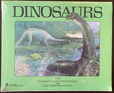 1990 DINOSAURS USPS CALENDAR SEALED AMERICAN MUSEUM AND NATURAL HISTORY