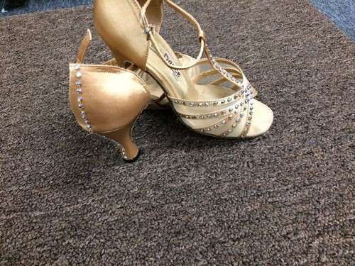 Scarpe Go Go Dance Cristalli Preciousa Marrone Latino. Taglia 8 1/2. Tacco 3,5. - Foto 5 di 12