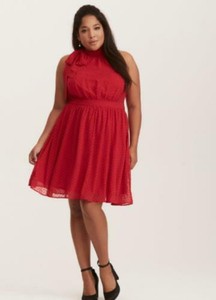 Torrid-Retro-Chic-Red-Textured-Dot-Chiffon-Dress-JESTER-RED-Sz-20
