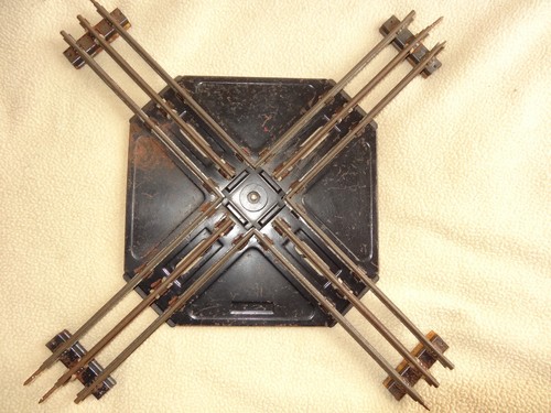 O Scale American Flyer Cross - Picture 1 of 9