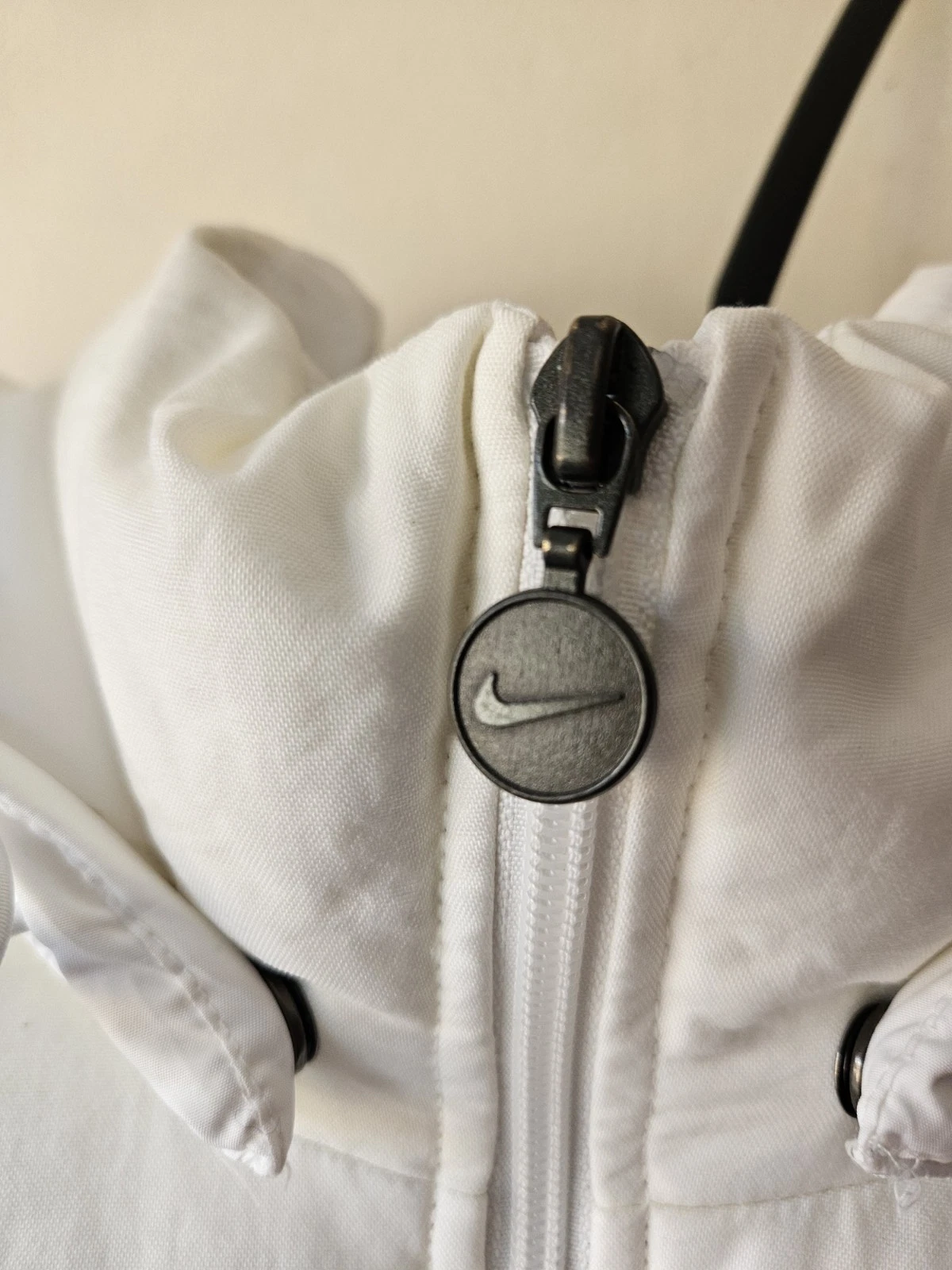 Vintage Nike Allure Down Puffer Vest Women’s XL White Cream Y2K Gilet Hooded - product detail image 9