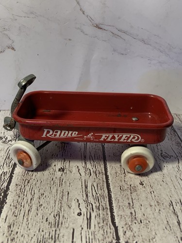 Miniature Radio Flyer red wagon Die-cast White Wheels Silver Handle Vintage 4" - Picture 1 of 3