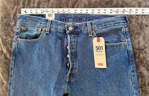 Neu mit Etikett Levis 501 blaue Herrenjeans - 36 x 34 - mittlere Waschung - Bild 2 von 13
