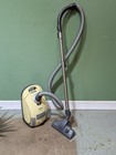 Miele S4210, 300-1800W Vacuum Cleaner Cream