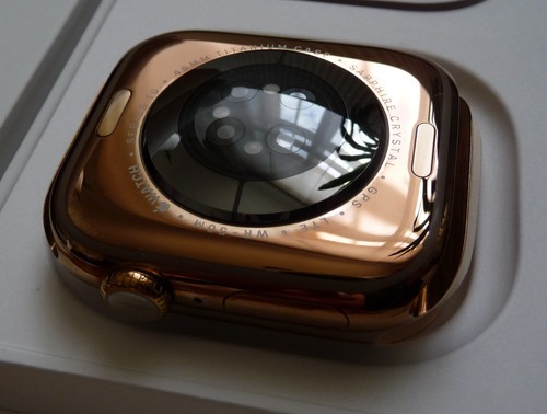 Apple Watch Series 10 Cellular 46mm Gold Titan mit goldenem Milanese-Armband TOP - Bild 5 von 10